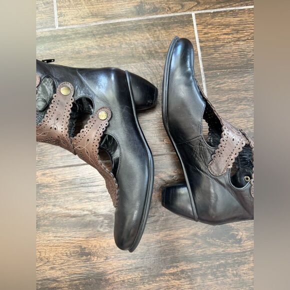 Anthropologie Everybody Chiseled Doily Leather Black Brown Filigree Boot EU 38.5 - Picture 5 of 11
